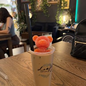 Leafy Pembroke Pines — Vietnamese restaurant with Asian fusion dishes, boba tea, and karaoke lounge